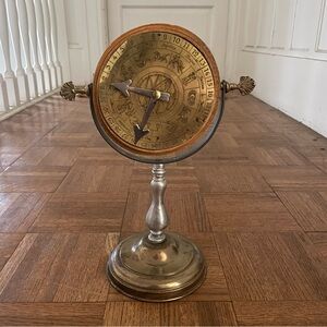 Vintage astrology / horoscope pendant calendar